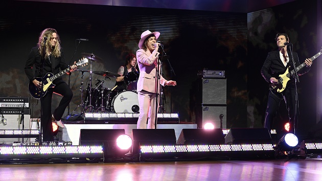 the-struts-announce-grammy-museum-la-event