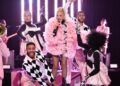 gwen-stefani-wants-to-take-fans-‘back-in-time’-with-no-doubt-sphere-shows