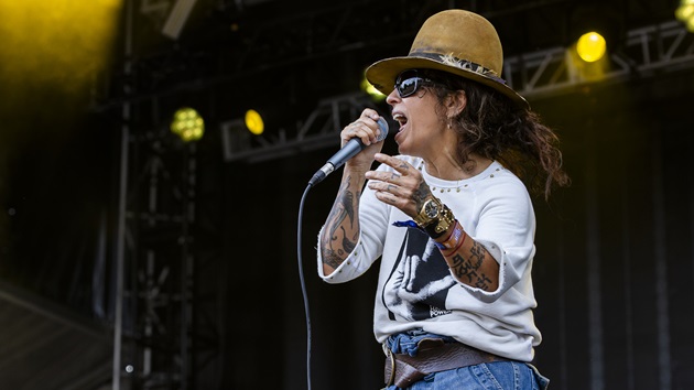 that’s-‘what’s-up’:-4-non-blondes-to-release-first-album-in-over-30-years