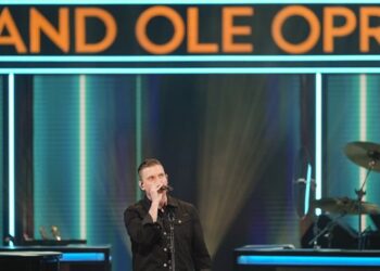 join-shinedown-on-‘the-road-to-opry’-in-new-mini-doc