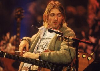 kurt-cobain’s-﻿’unplugged﻿’-guitar-donated-to-london’s-royal-college-of-music