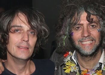 the-flaming-lips-post-comment-on-apparent-steven-drozd-departure