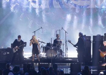 watch-soundgarden’s-rock-hall-performance-on-abc’s-induction-ceremony-special