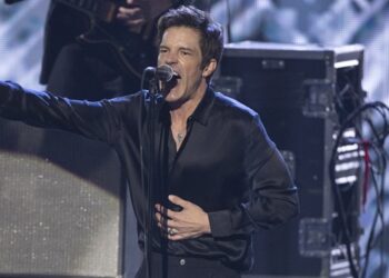 the-killers’-brandon-flowers-teases-two-new-solo-albums