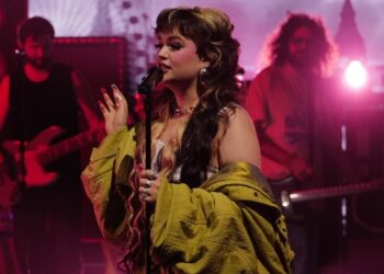 lola-young-to-return-to-the-stage-at-‘rolling-stone’-future-of-music-concert-series