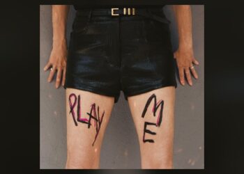 kim-gordon-announces-new-solo-album,-‘﻿play-me’