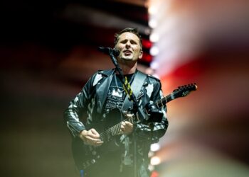muse-cancels-upcoming-international-shows:-‘we’re-truly-sorry’