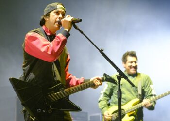 pierce-the-veil-announces-biggest-headlining-show-of-career-in-hometown-of-san-diego