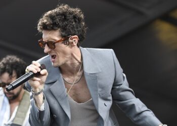 the-revivalists-detail-otherside-of-paradise-at-sea-concert-cruise