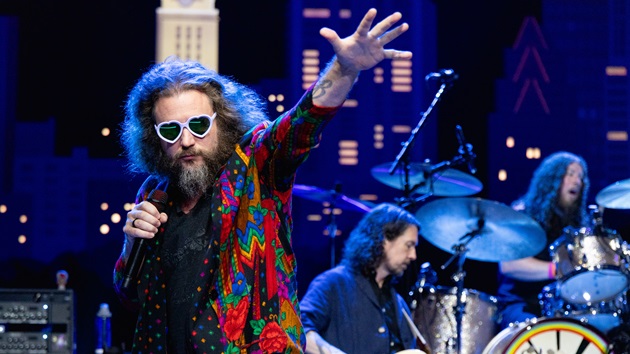 my-morning-jacket-releases-‘peacelands’-benefit-album-in-support-of-minneapolis