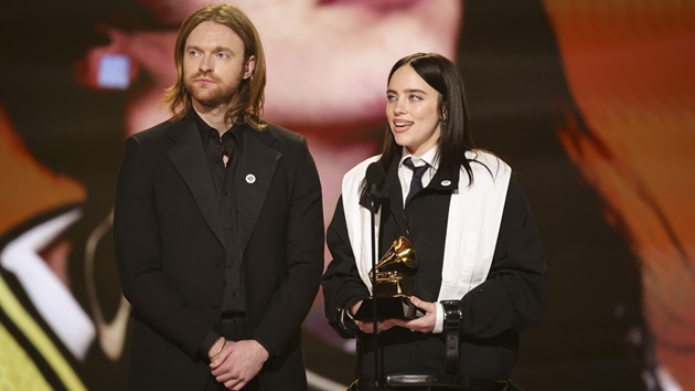 grammys-2026:-billie-eilish,-lola-young-among-winners