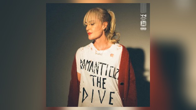 metric-announces-new-‘romanticize-the-dive’-album-+-north-american-tour