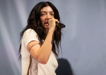 lorde-headlining-2026-all-things-go-toronto