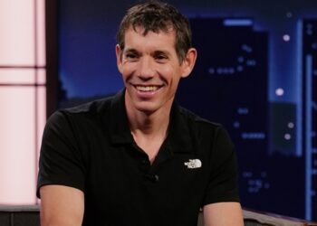 alex-honnold-shares-full-playlist-for-taipei-101-climb