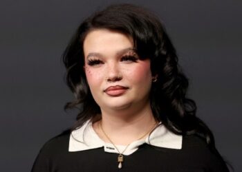 lola-young-playing-one-off-headline-show-in-london-in-march