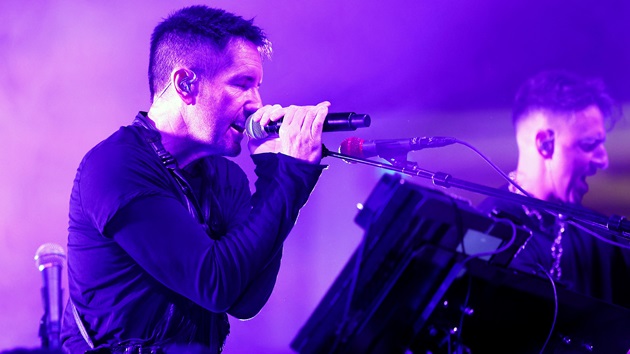 trent-reznor-says-he-doesn’t-know-‘if-we’re-gonna-be-touring-anymore-after-this’-during-nin-show