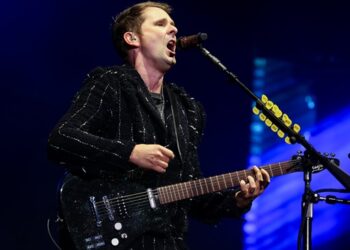 hear-clip-of-upcoming-muse-song,-‘be-with-you’