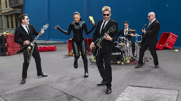 megan-thee-…-rockstar?-rapper-teams-up-with-nickelback-to-bring-back-cheetos-pickle-flavor