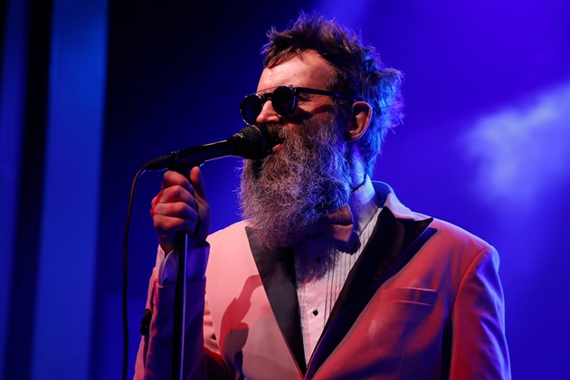 new-documentary-on-eels-frontman-announced,-produced-by-judd-apatow