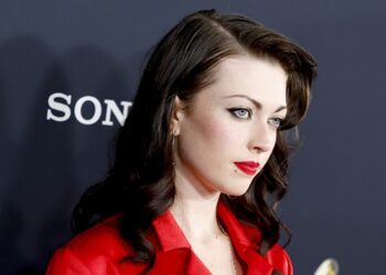 violet-grohl-joins-lineup-for-2026-reading-&-leeds