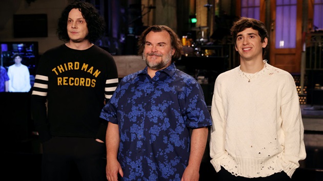 we’ll-be-white-black:-watch-jack-white-crash-jack-black’s-monologue-and-perform-on-‘snl’
