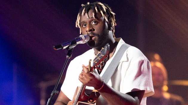 myles-smith-writes-message-to-fans-after-releasing-‘my-mess’