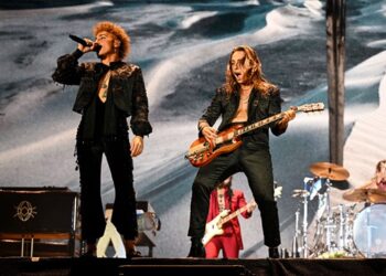greta-van-fleet-announces-intimate-show-at-nyc’s-bowery-ballroom