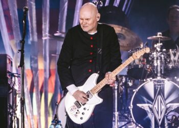 the-smashing-pumpkins-reunite-with-producer-butch-vig-for-new-single