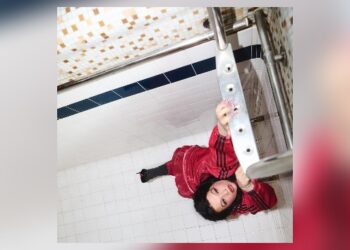 lola-young-returns-with-new-song,-‘from-down-here’