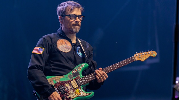 weezer’s-rivers-cuomo-stealth-drops-collection-of-covers