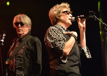 the-psychedelic-furs-cancel-tour-dates-due-to-‘serious-medical-issue-in-the-band’