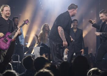 watch-shinedown-perform-on-‘american-idol’-finale