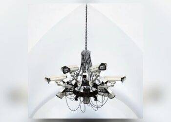 interpol-announces-new-album,-﻿’this-mirror-weighs-a-ton’