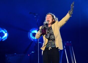 cage-the-elephant-teases-new-‘beaches-in-tennessee’-song,-due-out-in-july