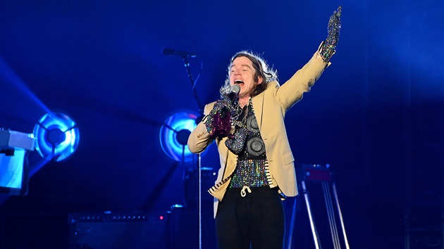 cage-the-elephant-teases-new-‘beaches-in-tennessee’-song,-due-out-in-july