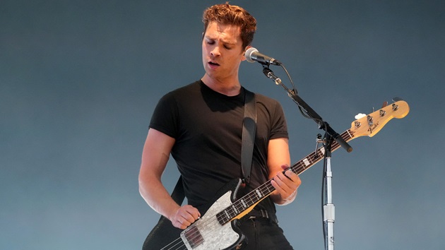 trouble’s-coming:-royal-blood-teases-new-music