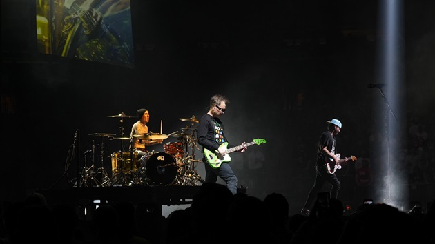 blink-182-announces-european-headlining-shows-for-2027