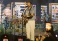 noah-kahan-tells-fans-to-stop-stealing-sign-for-road-he-mentioned-in-song