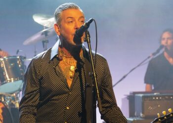 social-distortion-premieres-video-for-﻿’born-to-kill﻿’-track-‘tonight’