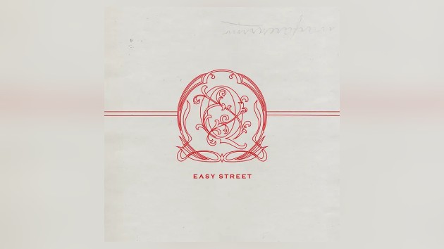 queens-of-the-stone-age-officially-release-‘easy-street’-single