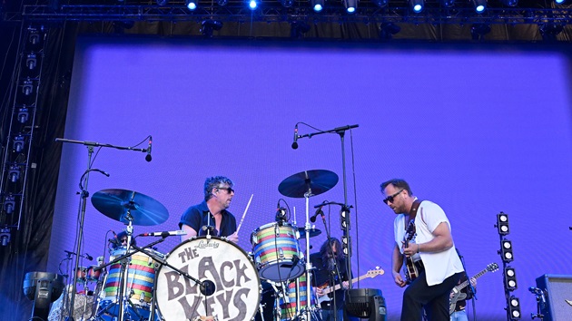 the-black-keys,-creed-postpone-outdoor-shows-due-to-poor-air-quality