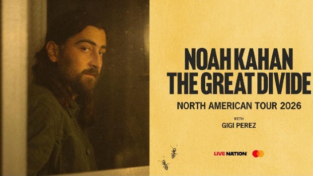 muppet-season:-noah-kahan-gets-an-onstage-call-from-elmo-and-cookie-monster