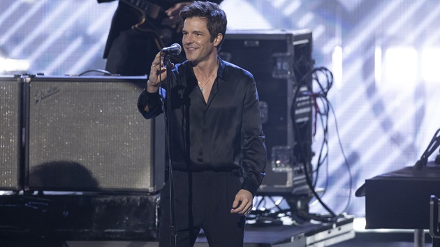 the-killers’-brandon-flowers-ponders-future-in-music:-‘how-much-longer-do-i-want-to-do-this?’