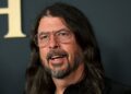 learn-to-fly-(fish):-watch-dave-grohl-tour-bass-pro-shops-with-josh-homme