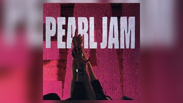 pearl-jam’s-mike-mccready-looks-back-on-35-years-of-’ten’:-‘i-knew-this-was-gonna-be-special’