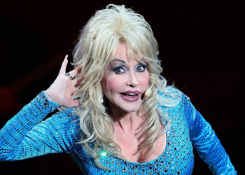 dolly-parton-to-be-remembered-at-dollyfest-concerts-in-nashville,-london